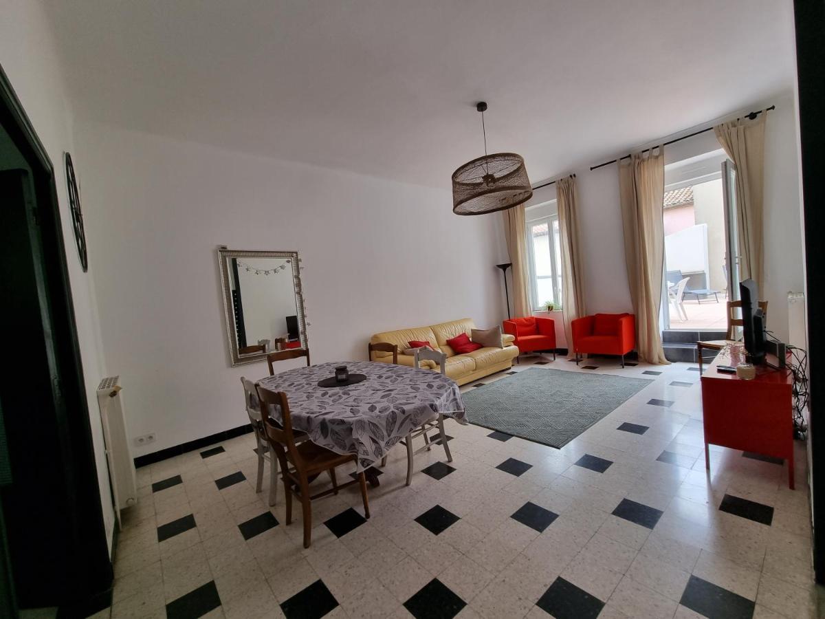 T4- terrasse 50m², garage, centre-ville Narbona Esterno foto